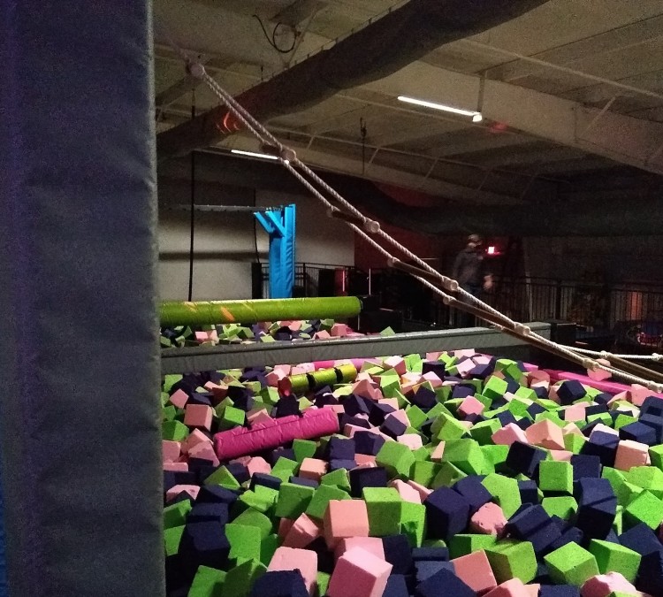 whippersnaps-trampoline-park-photo